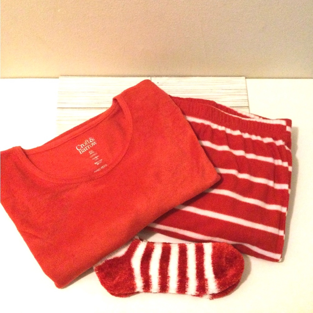 Woman’s 3 Piece Holiday Lounge Set